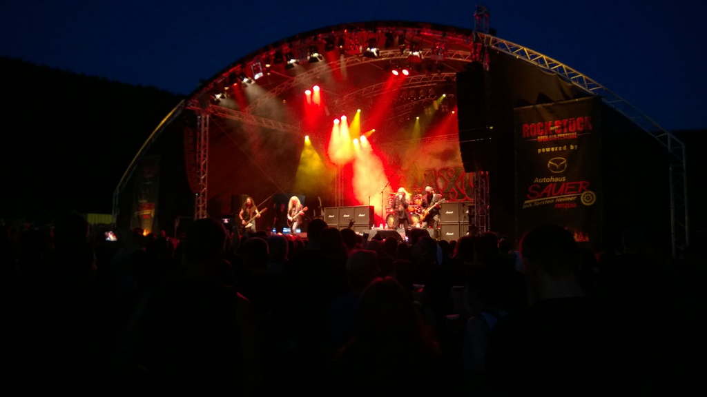 [Bild: Rock_am_St_ck_18_07_2015_Saxon_I.jpg]