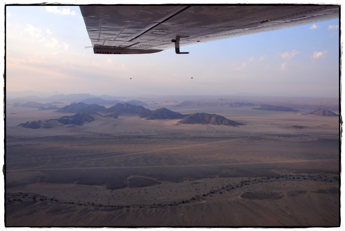 Aventuras por Namibia, Botswana y Cataratas Victoria a nuestra bola - Blogs de Africa Sur - Sesriem y el desierto rojo (19)