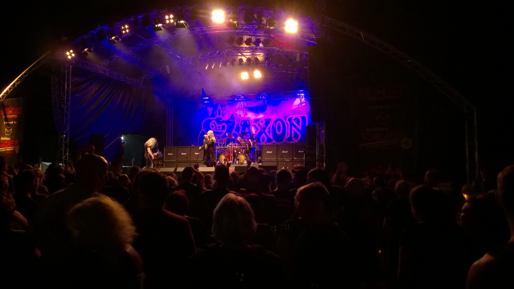 [Bild: Rock_am_St_ck_18_07_2015_Saxon_V.jpg]