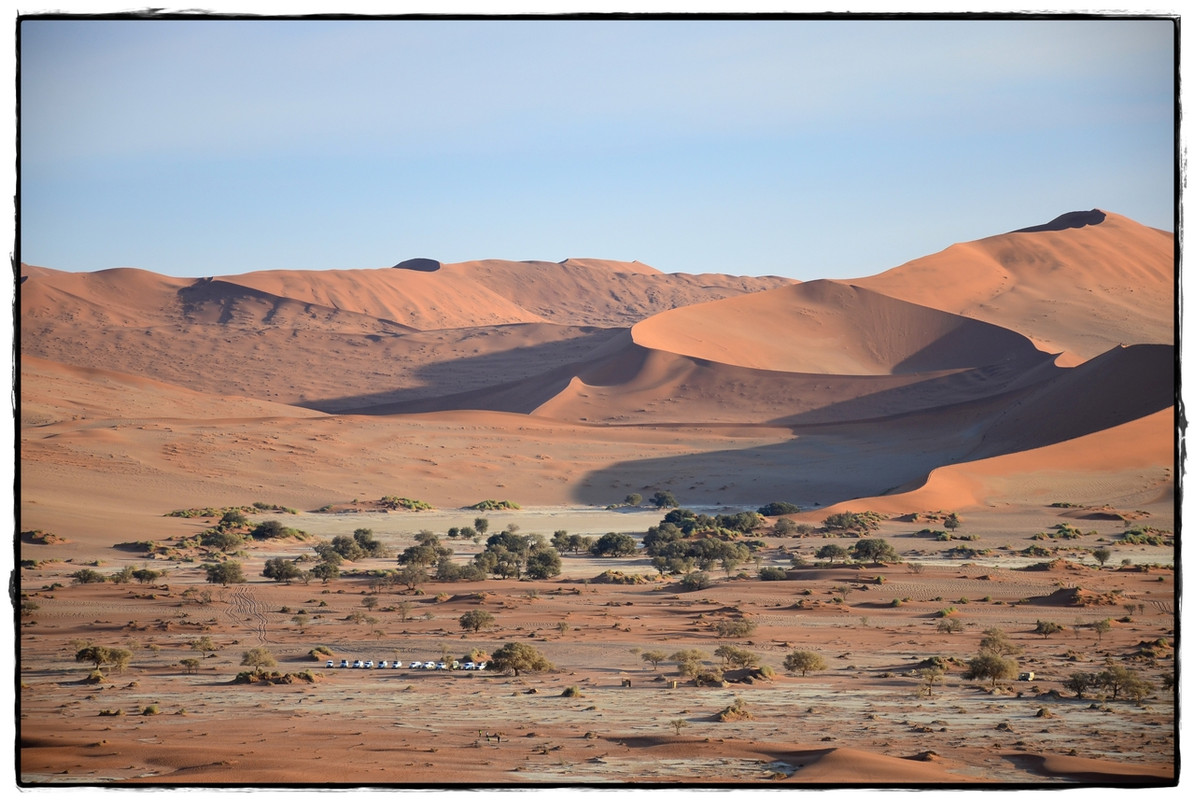 Aventuras por Namibia, Botswana y Cataratas Victoria a nuestra bola - Blogs de Africa Sur - Sesriem y el desierto rojo (8)