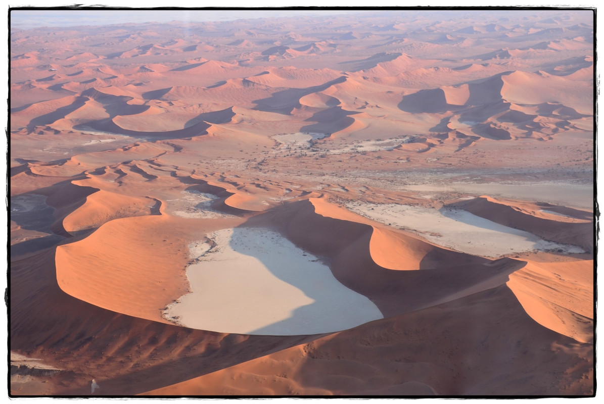 Aventuras por Namibia, Botswana y Cataratas Victoria a nuestra bola - Blogs de Africa Sur - Sesriem y el desierto rojo (21)