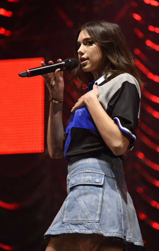 hqcelebcorner (30)
