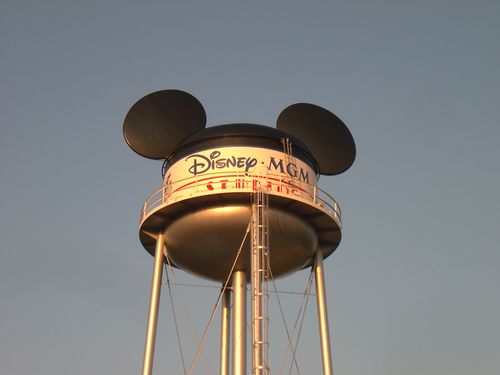 [Image: Disney_MGM_Studios-_Earful_Tower-20000000001561.jpg]