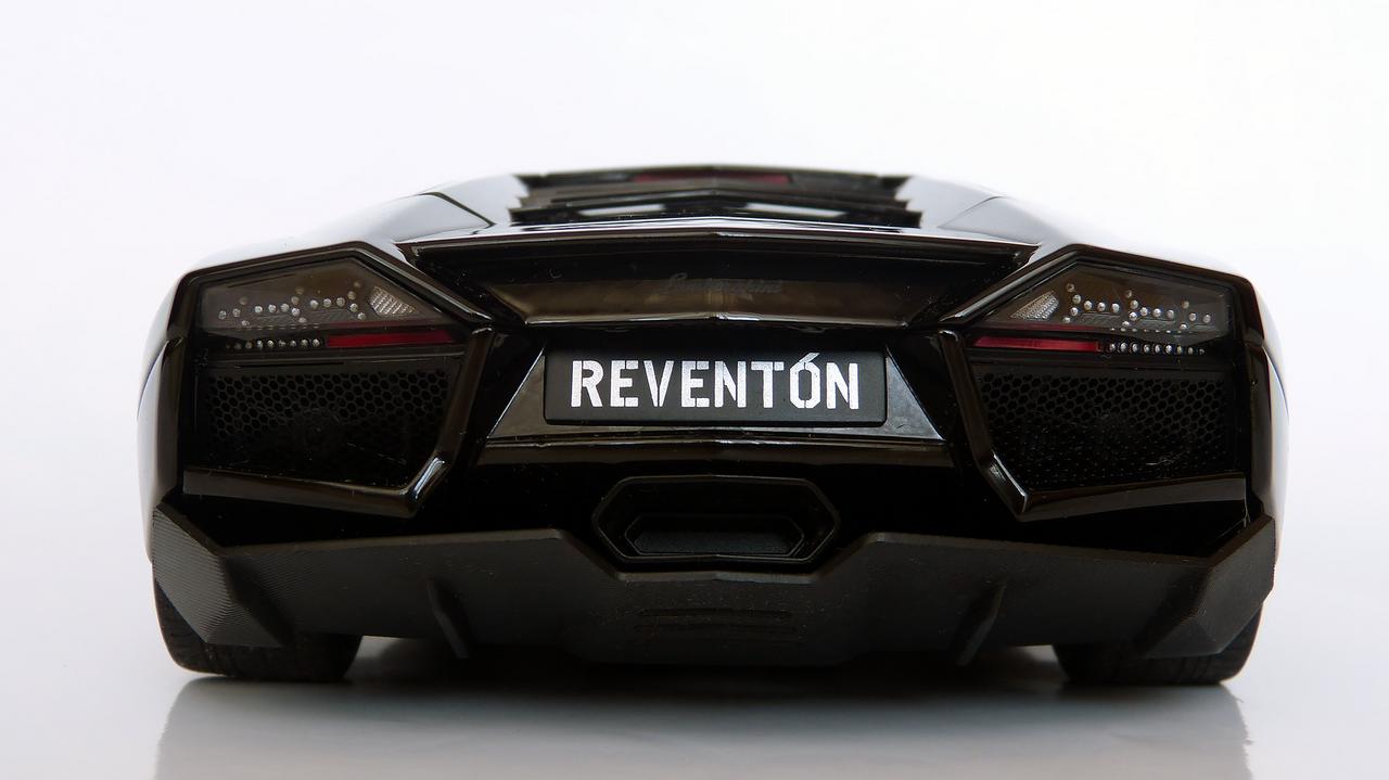 1:18 AUTOart Lamborghini Reventon (black) - Lamborghini ...