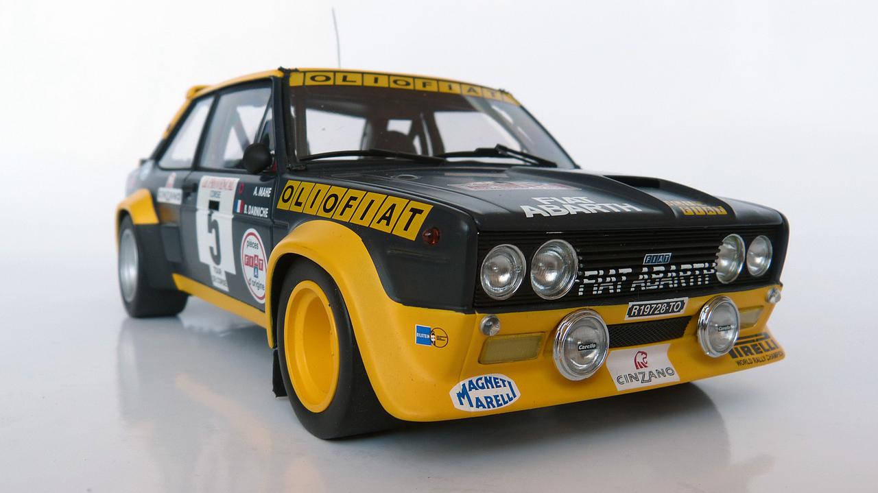 Solido 1/18 1998 1977 Fiat 131 Abarth #5 Tour de Corse S1806003