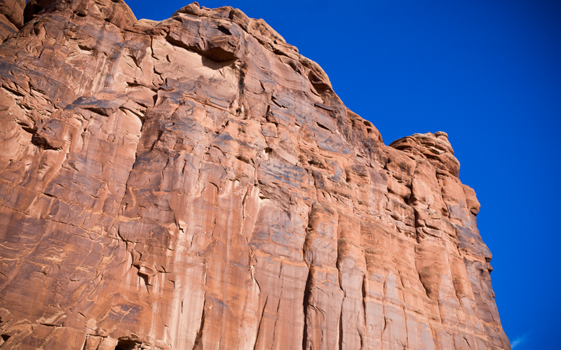 BLEED_GOLD_Moab_05