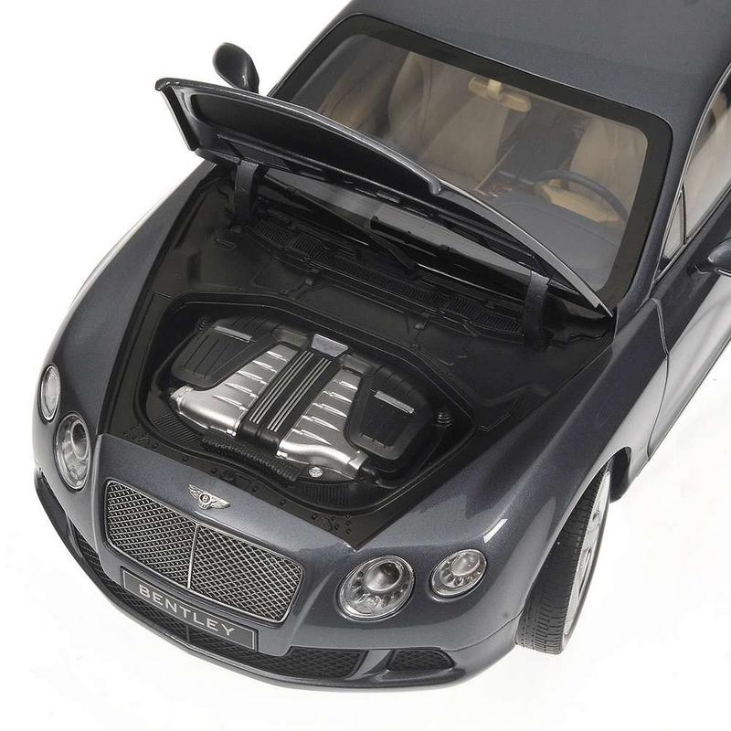 1:18 Minichamps Bentley Continental GT Review - toyforia.com