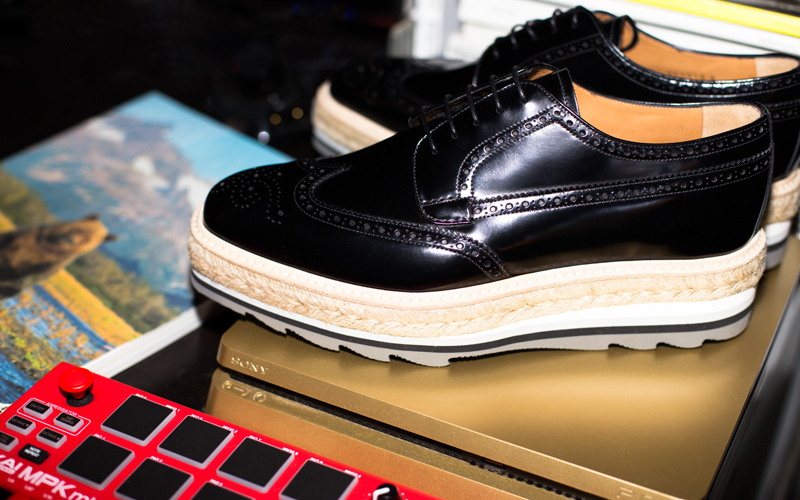 BLEED_GOLD_prada01