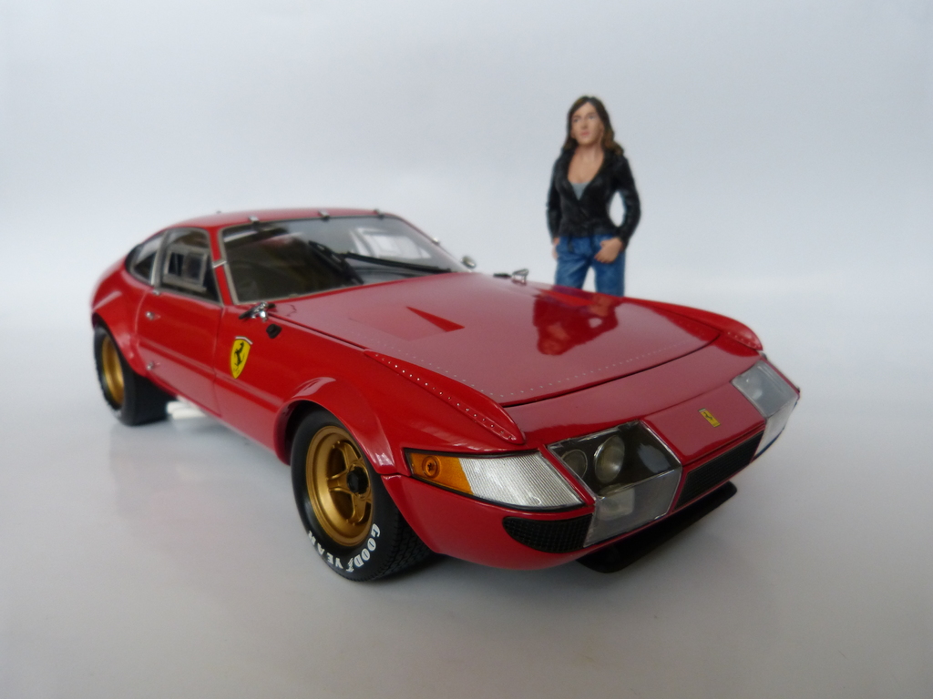 京商1/18 Ferrari 365 GTB4 ✕2台 gmem.me