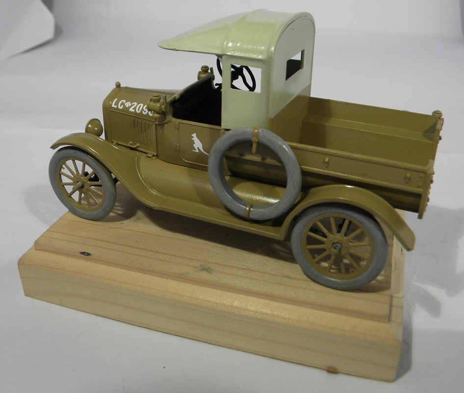 Ford_T_model_1917_Utiliti_-5_002.jpg