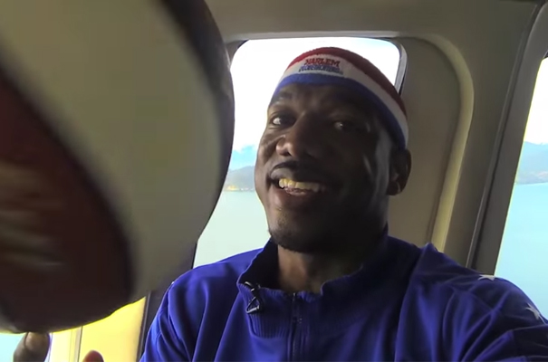 Harlem Globetrotter Arrived in Vancouver via HeliJet