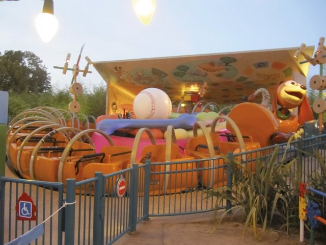 5º DÍA (30-6-2011. JUEVES) - 4 NOCHES EN DISNEYLAND PARIS (EURODISNEY) (2)