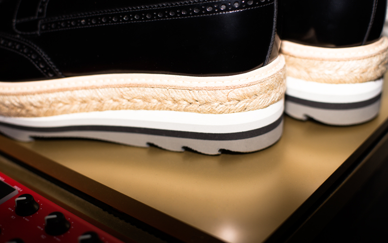 BLEED_GOLD_prada04