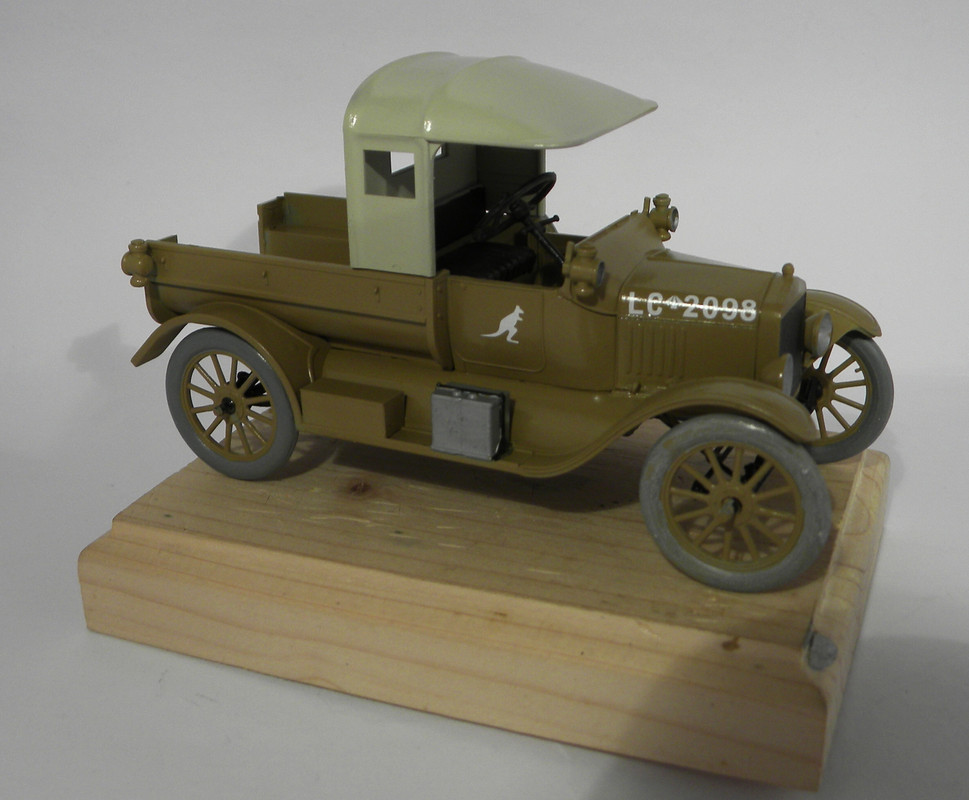 Ford_T_model_1917_Utiliti_-5_007.jpg