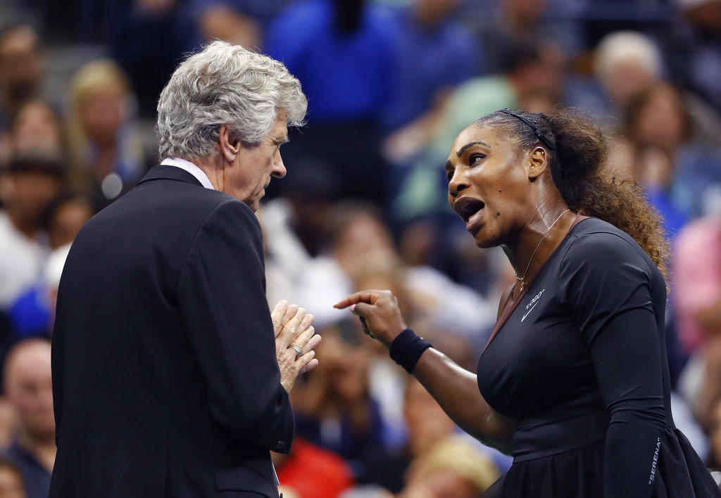 serena_williams_fined_17k