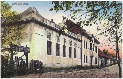 Nová sokolovna, postavena po požáru v r.1909 Nová sokolovna, postavena po požáru v r.1909